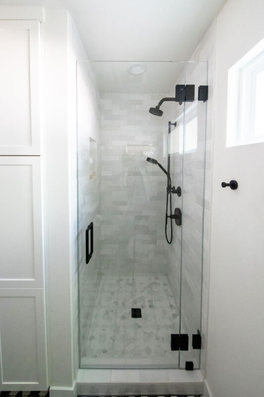 shower glass fixing